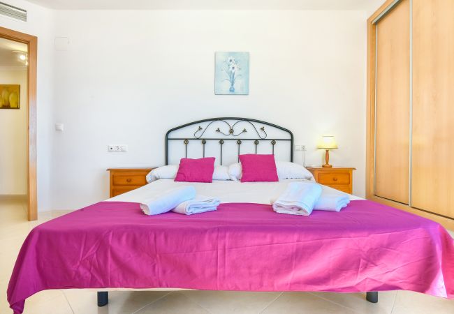 Apartment in Calpe / Calp - Rosamarina - 2 bedrooms sea views Apartment in Calpe / Calp - Rosamarina - 2 bedrooms sea views